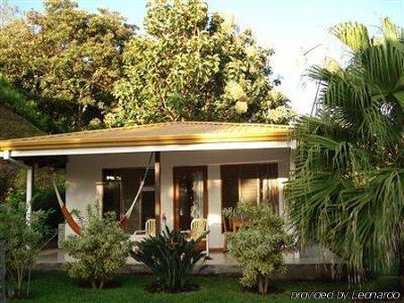 Vista Atenas Bed And Breakfast Mercedes  Экстерьер фото