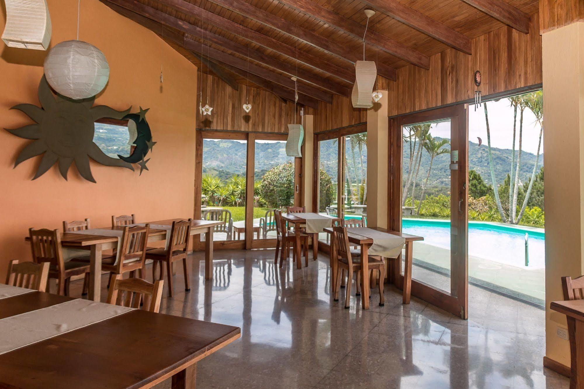 Vista Atenas Bed And Breakfast Mercedes  Экстерьер фото
