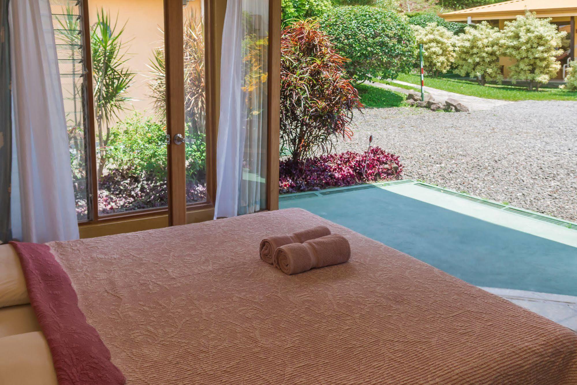 Vista Atenas Bed And Breakfast Mercedes  Экстерьер фото
