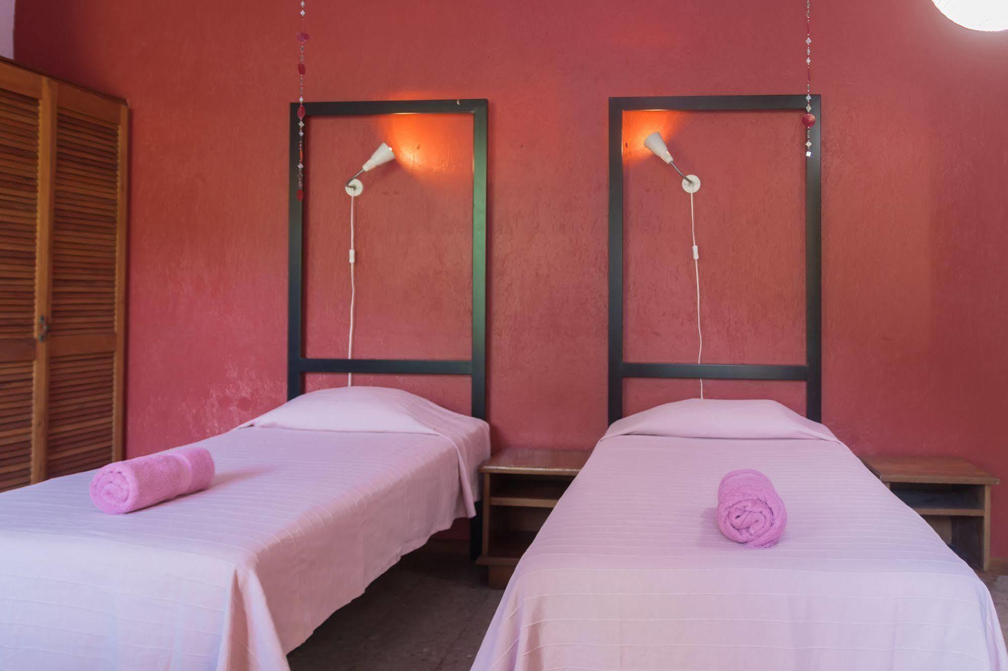 Vista Atenas Bed And Breakfast Mercedes  Экстерьер фото